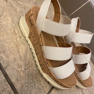 Platform band sandals